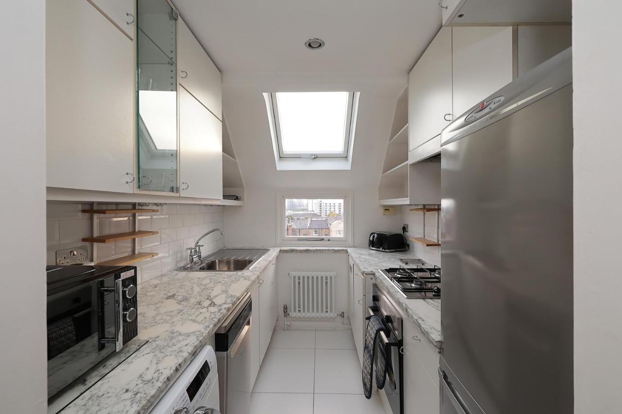 2 Bedroom Chic Apartment With Private Balcony In Notting Hill Λονδίνο Εξωτερικό φωτογραφία